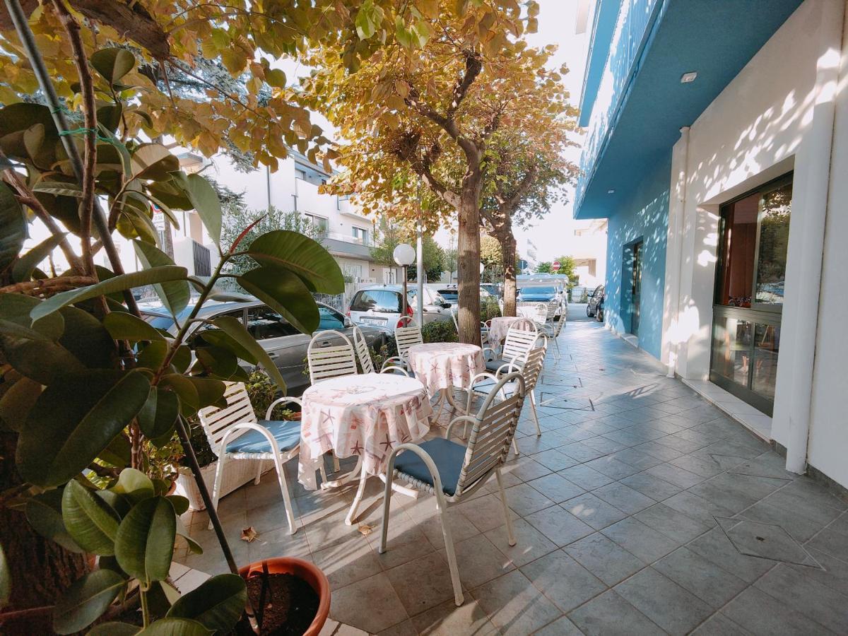 Hotel Marittimo ريميني المظهر الخارجي الصورة